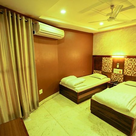 Hotel Ashiana จัมนาการ์ ภายนอก รูปภาพ