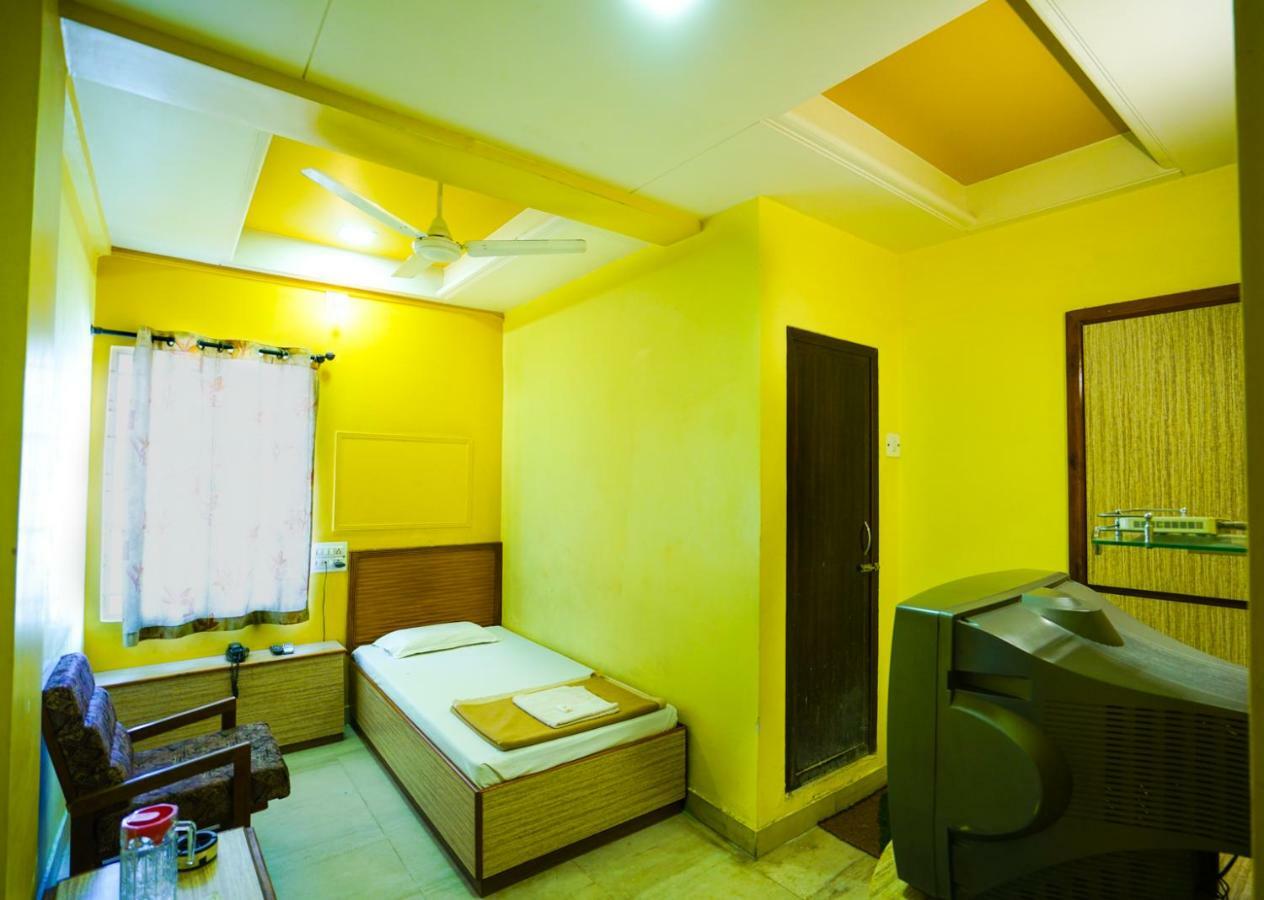 Hotel Ashiana จัมนาการ์ ภายนอก รูปภาพ
