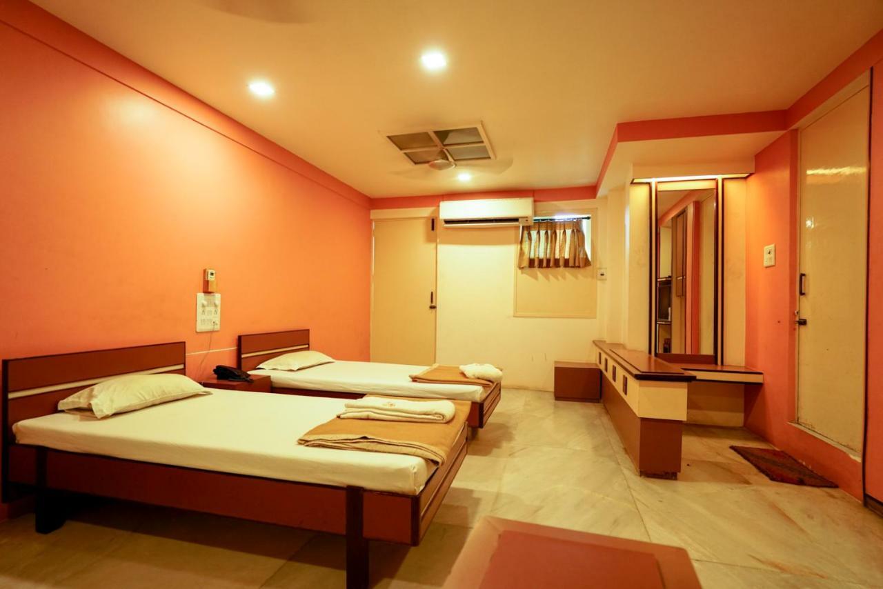Hotel Ashiana จัมนาการ์ ภายนอก รูปภาพ