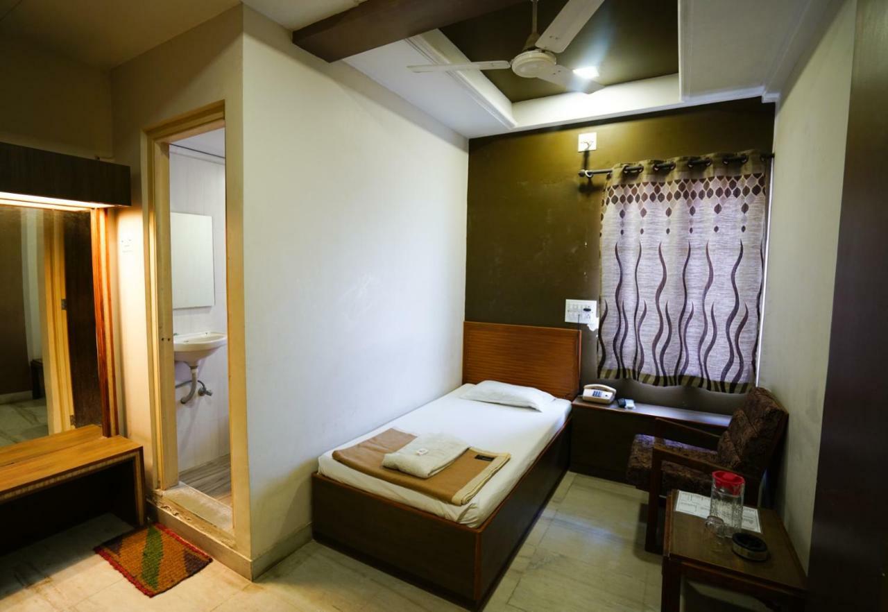 Hotel Ashiana จัมนาการ์ ภายนอก รูปภาพ
