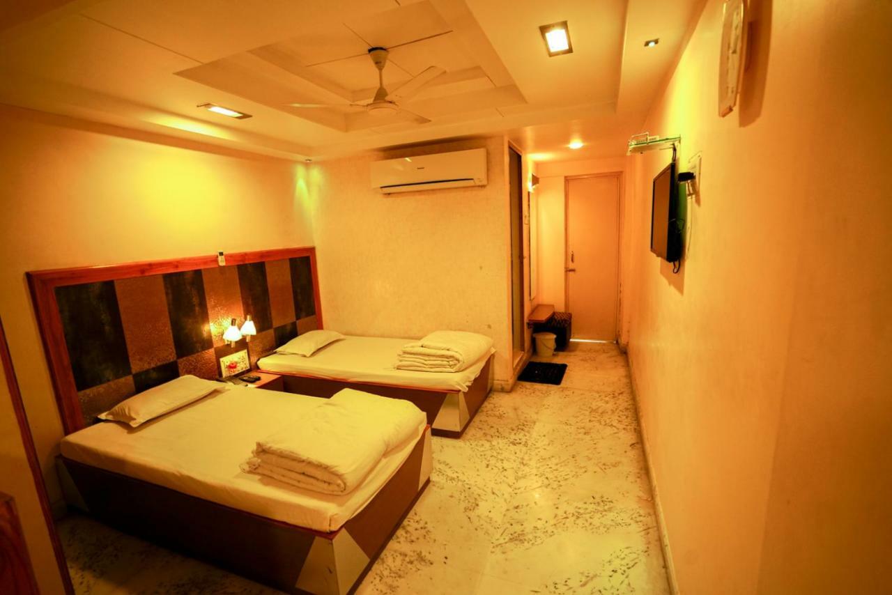 Hotel Ashiana จัมนาการ์ ภายนอก รูปภาพ